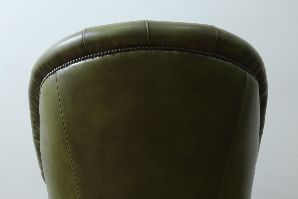 中古　極上美品　使用感ほぼ無し!!　スペイン製　バロッサバレンティ(VARO,S.A. VALENTI)　本革　ラグジュアリーな空間を演出する1人掛けレザーソファ　定価約60万円　(R-067487)