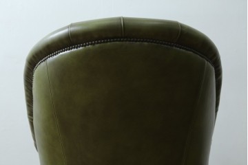 中古　極上美品　使用感ほぼ無し!!　スペイン製　バロッサバレンティ(VARO,S.A. VALENTI)　本革　ラグジュアリーな空間を演出する1人掛けレザーソファ　定価約60万円　(R-067487)