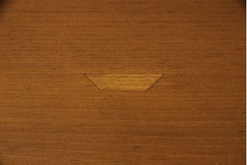 中古　ハーベスト(HARVEST)　ビクトリアンTVユニット　W1600　パイン材　デザインガラスがお洒落!!カントリーテイストのお部屋におすすめなテレビ台(ローボード、テレビボード、リビングボード、収納棚、戸棚、キャビネット)(定価約22万円)(R-067495)
