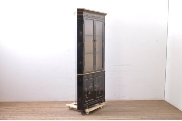中古　ブランド家具　高級品!!　上質な造り込みのシノワズリコーナーキャビネット(収納棚、戸棚、飾り棚)(R-067497)