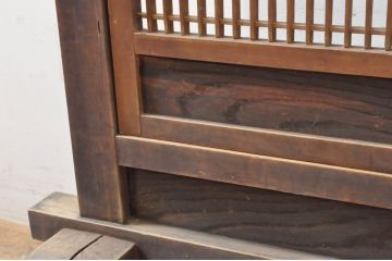 和製アンティーク　格子戸付き　和の空間づくりおすすめ!大振りな和風衝立て(パーテーション、仕切り、つい立て、衝い立て)(R-067505)