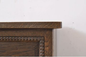 中古　神戸洋家具　伊藤家具　落ち着いた色合いと上品な佇まいが魅力的な縦型チェスト(洋服箪笥、引き出し、サイドチェスト、ハイチェスト)(R-067511)