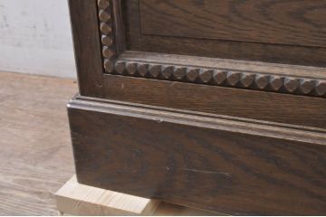 中古　神戸洋家具　伊藤家具　落ち着いた色合いと上品な佇まいが魅力的な縦型チェスト(洋服箪笥、引き出し、サイドチェスト、ハイチェスト)(R-067511)