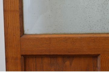 アンティーク建具　どこか懐かしい雰囲気を感じる古い栗材の幅狭ガラス扉1枚(木製扉、ドア)(R-067523)
