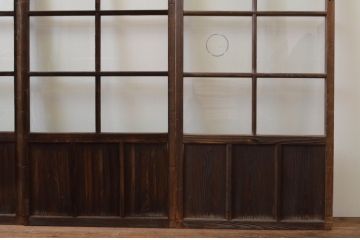 アンティーク建具　どこか懐かしい雰囲気を感じるガラス引き戸4枚セット(引き戸)(R-067526)