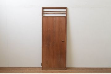 アンティーク建具　杉材　どこか懐かしい雰囲気を感じる片開きドア1枚(木製扉、ドア)(R-067528)
