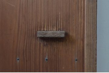 アンティーク建具　杉材　どこか懐かしい雰囲気を感じる片開きドア1枚(木製扉、ドア)(R-067528)