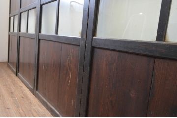 アンティーク建具　和モダンな空間を演出するガラス帯戸4枚セット(引き戸、板戸)(R-067538)