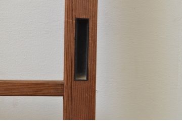 アンティーク建具　インテリアに取り入れやすいシンプルなデザインの升目(マス目)格子ガラス戸1枚(引き戸、ガラス戸)(R-067540)