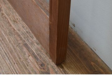 アンティーク建具　インテリアに取り入れやすいシンプルなデザインの升目(マス目)格子ガラス戸1枚(引き戸、ガラス戸)(R-067540)