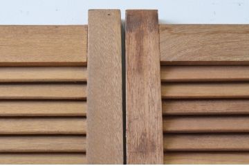 アンティーク建具　木の温もりを感じるルーバー4枚セット(引き戸、ジャロジー戸、雨戸、木製)(R-067541)
