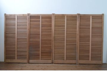 アンティーク建具　木の温もりを感じるルーバー4枚セット(引き戸、ジャロジー戸、雨戸、木製)(R-067541)