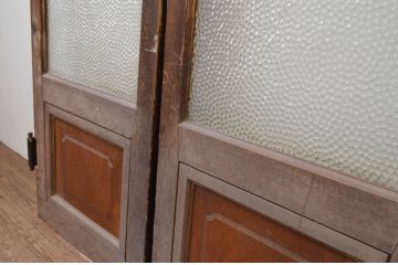 アンティーク建具　上手物!!　大正ロマン　レトロなプレスガラス入り両開きドア1対2枚セット(木製扉)(R-067544)