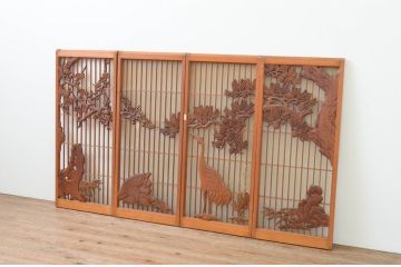 アンティーク建具　高級品!!　片面ガラス　在銘入り　松竹梅・鶴亀の彫刻の書院戸4枚セット(引き戸、ガラス窓)(R-067549)
