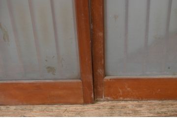 アンティーク建具　高級品!!　片面ガラス　在銘入り　松竹梅・鶴亀の彫刻の書院戸4枚セット(引き戸、ガラス窓)(R-067549)