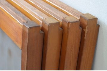 アンティーク建具　高級品!!　片面ガラス　在銘入り　松竹梅・鶴亀の彫刻の書院戸4枚セット(引き戸、ガラス窓)(R-067549)