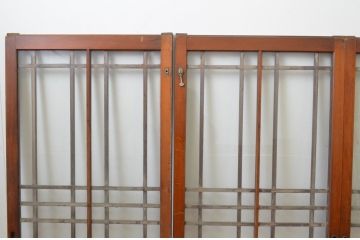 アンティーク建具　ペイント仕上げ限定　大正ロマン　和モダンな空間を演出するペイントガラス窓4枚セット(引き戸、ガラス戸)(R-067556)