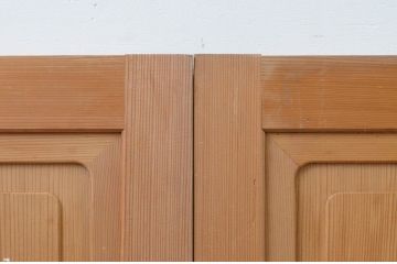 ビンテージ建具　高級杉材　数寄屋で使われていた杉材一枚板の板戸窓2枚セット(引き戸、ヴィンテージ)(R-067558)