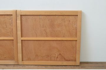 ビンテージ建具　高級杉材　数寄屋で使われていた杉材一枚板の板戸窓2枚セット(引き戸、ヴィンテージ)(R-067559)