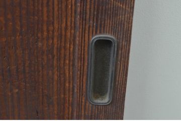 アンティーク建具　杉材　落ち着いた和の空間を演出する板戸窓2枚セット(引き戸)(R-067562)