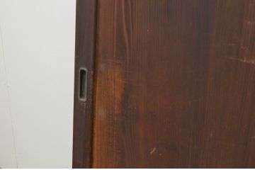 アンティーク建具　杉材　シンプルなデザインでインテリアに取り入れやすい板戸窓2枚セット(引き戸)(R-067563)