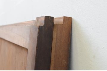 アンティーク建具　杉材　シンプルなデザインでインテリアに取り入れやすい板戸窓2枚セット(引き戸)(R-067563)