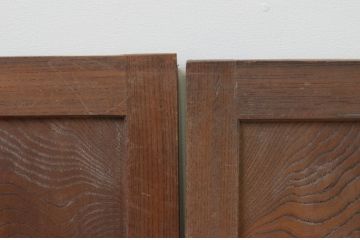 アンティーク建具　総欅(ケヤキ)材　古き良き時代の趣が感じられる板戸窓2枚セット(引き戸)(R-067569)
