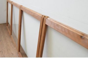 アンティーク建具　シンプルなデザインで使いやすい大判ガラス窓4枚セット(ガラス戸、引き戸)(R-067575)