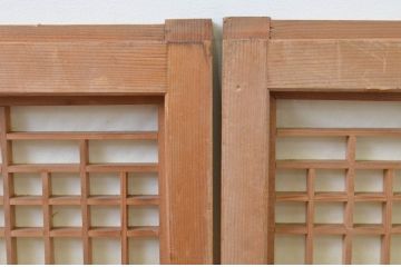 アンティーク建具　和モダンな空間づくりにおすすめの格子入りの障子戸2枚セット(組子、窓、格子戸、引き戸)(R-067589)
