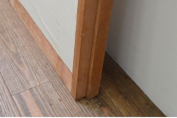 アンティーク建具　和モダンな空間づくりにおすすめの格子入りの障子戸2枚セット(組子、窓、格子戸、引き戸)(R-067589)