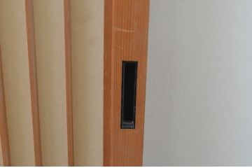 アンティーク建具　和モダンな空間づくりにおすすめの格子入りの障子戸2枚セット(組子、窓、格子戸、引き戸)(R-067590)