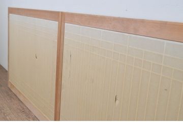 アンティーク建具　和モダンな空間づくりにおすすめの格子入りの障子戸2枚セット(組子、窓、格子戸、引き戸)(R-067590)