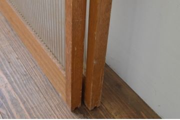 アンティーク建具　モールガラス入り　レトロな雰囲気溢れるガラス窓2枚セット(ガラス戸、引き戸)(R-067596)