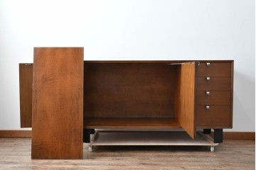 アメリカビンテージ　George Nelson(ジョージ・ネルソン)　Hermanmiller(ハーマンミラー)社製　ミッドセンチュリーデザインのサイドボード　(R-067617)