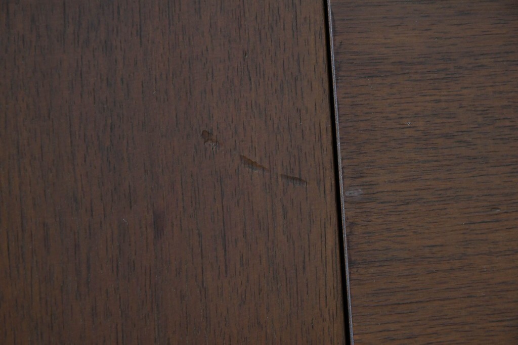 アメリカビンテージ　George Nelson(ジョージ・ネルソン)　Hermanmiller(ハーマンミラー)社製　ミッドセンチュリーデザインのサイドボード　(R-067617)