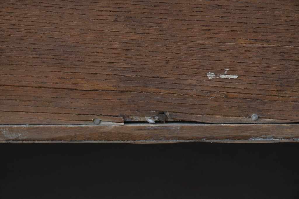 アメリカビンテージ　George Nelson(ジョージ・ネルソン)　Hermanmiller(ハーマンミラー)社製　ミッドセンチュリーデザインのサイドボード　(R-067617)