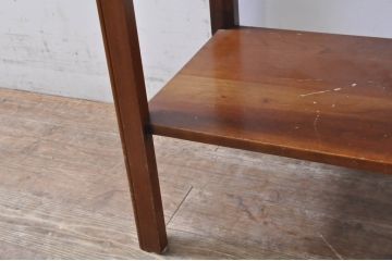 中古　Stickley(スティックレー、スティックレイ)　シンプルで上品な佇まいが魅力の引き出し付きサイドテーブル(ナイトテーブル、エンドテーブル、ローテーブル、花台、飾り台、ヴィンテージ)(R-067619)