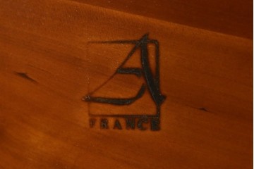 中古　フランス家具　円形　象嵌入り　クラシカルな雰囲気漂うサイドテーブル　(R-067620)