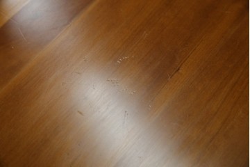 中古　フランス家具　円形　象嵌入り　クラシカルな雰囲気漂うサイドテーブル　(R-067620)