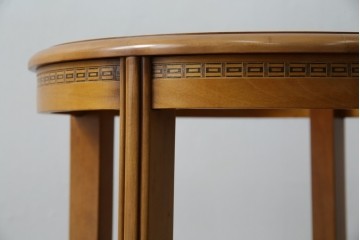 中古　フランス家具　円形　象嵌入り　クラシカルな雰囲気漂うサイドテーブル　(R-067620)