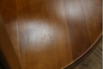 中古　フランス家具　円形　象嵌入り　クラシカルな雰囲気漂うサイドテーブル　(R-067620)