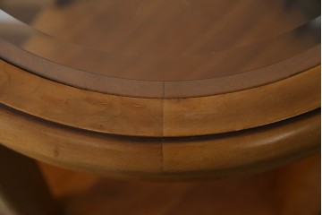 中古　フランス家具　円形　象嵌入り　クラシカルな雰囲気漂うサイドテーブル　(R-067620)