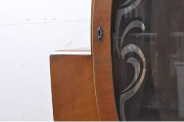 イギリスアンティーク　Art Deco(アール・デコ)　収納したもの素敵に魅せる!!個性的なフォルムが目を惹くキャビネット(Deco Cabinet、装飾美術、アールデコスタイル、収納棚、戸棚、飾り棚、ディスプレイ棚、コレクションケース、英国)(R-067625)