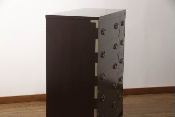 中古　伝統工芸品　和モダンなデザインが魅力的な脚付き加茂桐箪笥(和タンス、衣装箪笥、民芸箪笥、民芸家具、整理タンス、桐たんす、引き出し)(R-067629)
