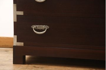 中古　伝統工芸品　和モダンなデザインが魅力的な脚付き加茂桐箪笥(和タンス、衣装箪笥、民芸箪笥、民芸家具、整理タンス、桐たんす、引き出し)(R-067629)
