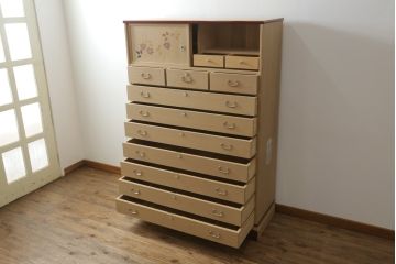 中古　高級品!!　福岡県大川産　蒔絵入り　上質な和の空間を演出する総桐箪笥(並厚、桐たんす、衣装箪笥、着物箪笥、収納タンス、和タンス、引き出し)(R-067633)