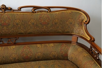 中古　美品　ブランド家具　CLItalia(CLイタリア)社　アールヌーヴォー様式　エレガントなサロンソファ　定価約130万円相当　(R-067634)