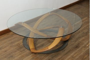 中古　ポラダ(porada)社　INFINITY(インフィニティ)　アクタス取り扱い　オブジェのような美しい佇まいに目を奪われるリビングテーブル(センターテーブル、カクテルテーブル、カフェテーブル、コーヒーテーブル、ラウンドテーブル、ガラステーブル)(定価約57万6千円)(R-067635)