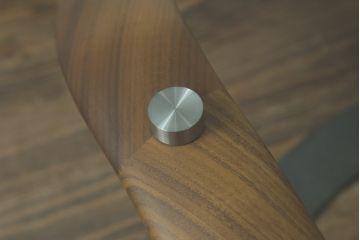 中古　ポラダ(porada)社　INFINITY(インフィニティ)　アクタス取り扱い　オブジェのような美しい佇まいに目を奪われるリビングテーブル(センターテーブル、カクテルテーブル、カフェテーブル、コーヒーテーブル、ラウンドテーブル、ガラステーブル)(定価約57万6千円)(R-067635)