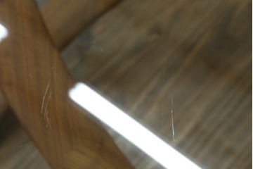 中古　ポラダ(porada)社　INFINITY(インフィニティ)　アクタス取り扱い　オブジェのような美しい佇まいに目を奪われるリビングテーブル(センターテーブル、カクテルテーブル、カフェテーブル、コーヒーテーブル、ラウンドテーブル、ガラステーブル)(定価約57万6千円)(R-067635)